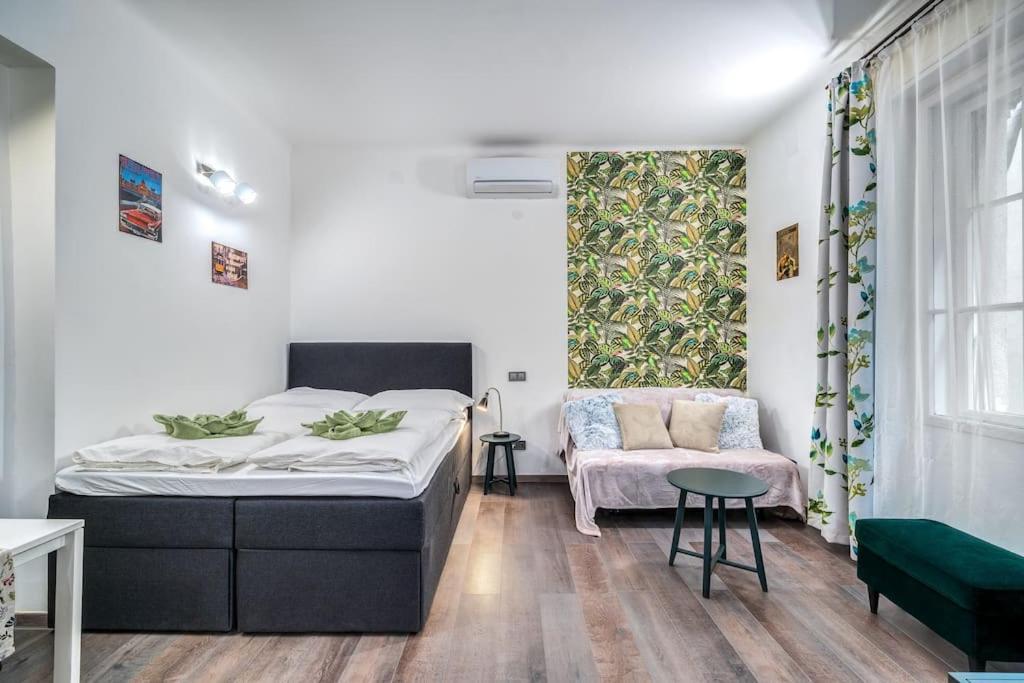 Danube Bank Hideaway Apartment Budapest Bagian luar foto